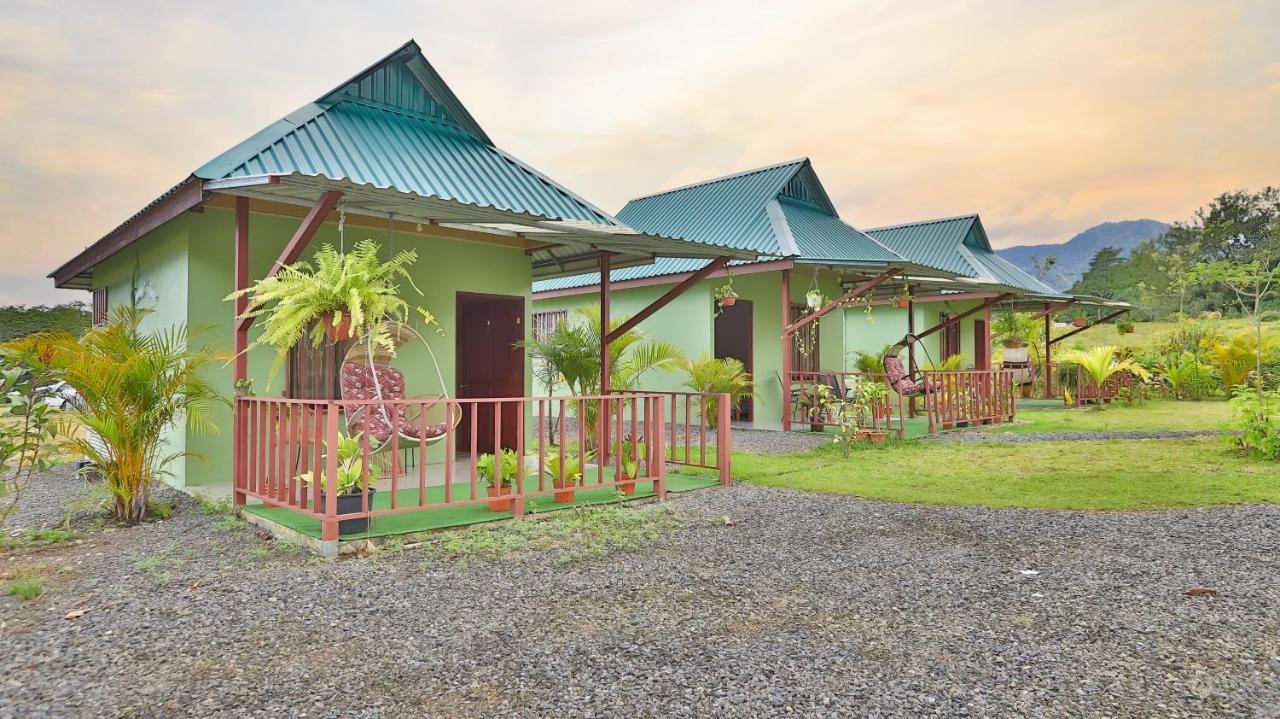 Chongos Place Hotel La Fortuna Exterior photo